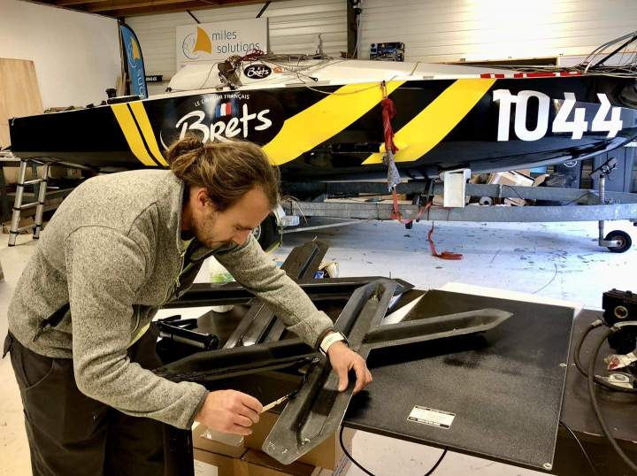 Pose instruments électroniques marine La Trinité-sur-Mer